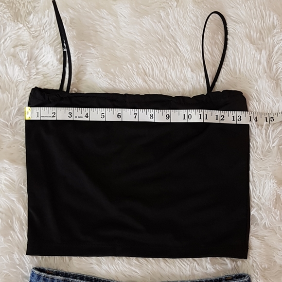 GIFTED🥰☕BLACK STRAP SUMMER SIMPLE CROP TOP ☕ - Picture 4 of 5